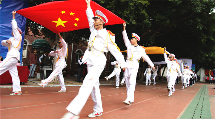 揮舞運(yùn)動(dòng)激情，共筑國(guó)際化教育夢(mèng)