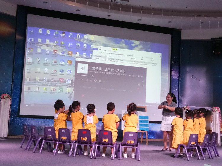 龍華區(qū)學齡前兒童《健康讀本》教學技能競賽圓滿結束