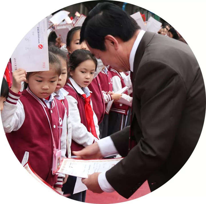 只有奮斗，才能擁有更加美好的人生——我校開學(xué)典禮校長(zhǎng)致辭振奮人心